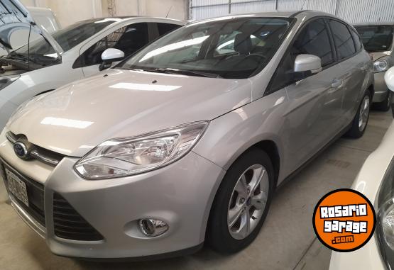 Autos - Ford Focus se no fiesta 2014 Nafta 129000Km - En Venta