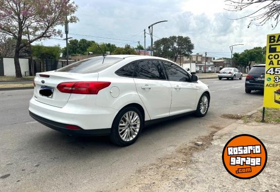 Autos - Ford Focus SE Plus A/T 2018 Nafta 100000Km - En Venta