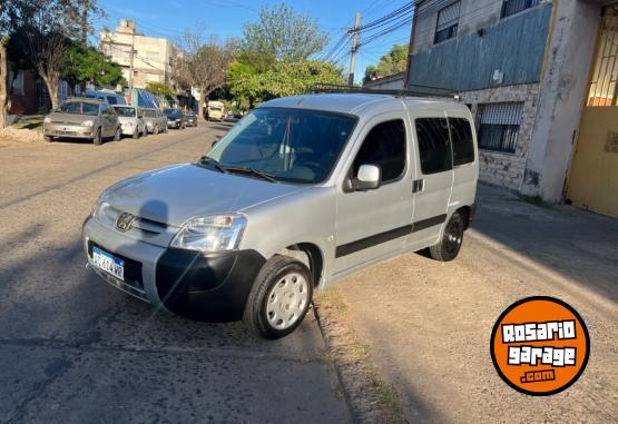 Utilitarios - Peugeot Partner 1.6HDI Patagonica 2018 Diesel 120000Km - En Venta