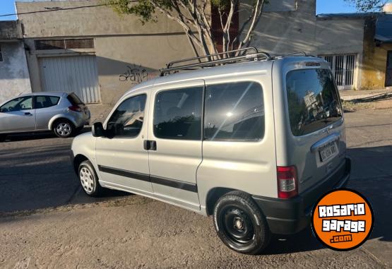 Utilitarios - Peugeot Partner 1.6HDI Patagonica 2018 Diesel 120000Km - En Venta