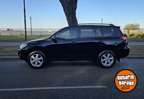 Autos - Toyota RAV4 2011 Nafta 195000Km - En Venta