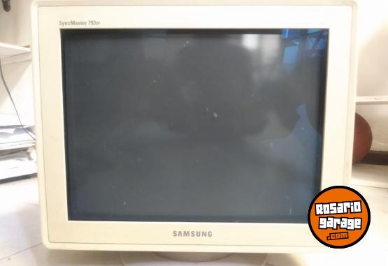 Electrnica - Monitor color 17" + TV 14"  $ 40.000.- - En Venta