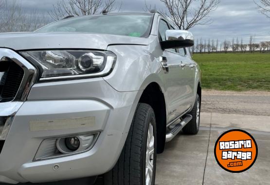 Camionetas - Ford Ranger limitada 2017 Diesel 155000Km - En Venta