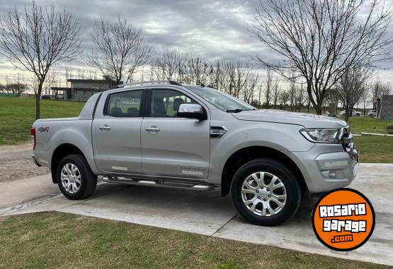 Camionetas - Ford Ranger limitada 2017 Diesel 155000Km - En Venta