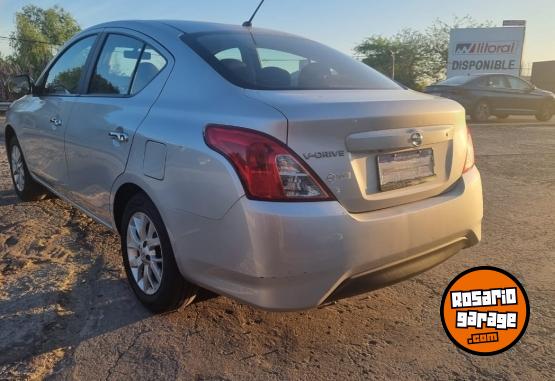 Autos - Nissan Versa 2021 Nafta 48648Km - En Venta