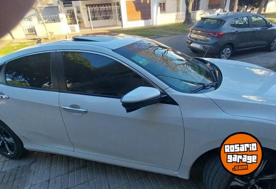 Autos - Honda CIVIC TURBO 2017 Nafta 95000Km - En Venta