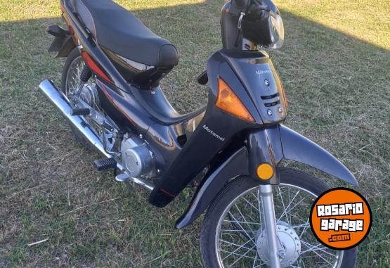 Motos - Motomel Dlx 2023 Nafta 2800Km - En Venta