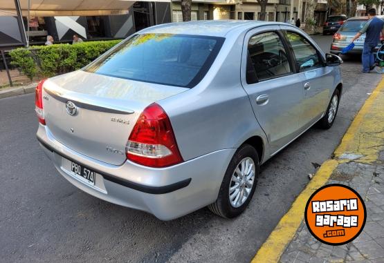 Autos - Toyota Etios XLS 1.5 sedan 2015 Nafta  - En Venta