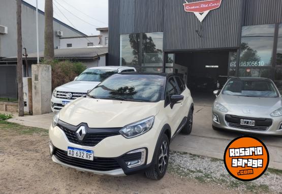 Autos - Renault Captur Intense 2019 Nafta 100000Km - En Venta