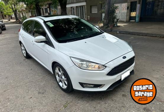 Autos - Ford Focus SE Plus AT 2015 Nafta 140000Km - En Venta