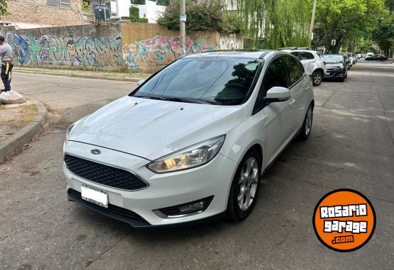 Autos - Ford Focus SE Plus AT 2015 Nafta 140000Km - En Venta