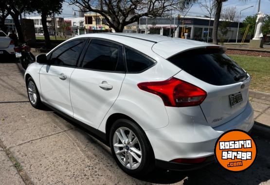 Autos - Ford FOCUS S MT 5P GNC 2016 Nafta 98000Km - En Venta