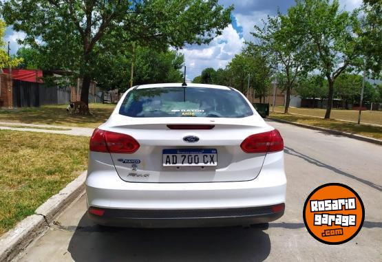 Autos - Ford Focus 2019 Nafta 75000Km - En Venta