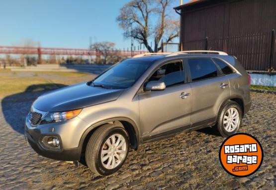 Camionetas - Kia Sorento 2012 Nafta 145000Km - En Venta