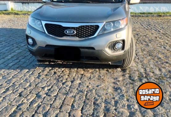 Camionetas - Kia Sorento 2012 Nafta 145000Km - En Venta