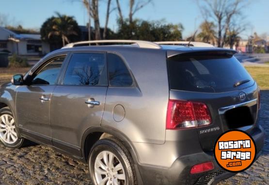 Camionetas - Kia Sorento 2012 Nafta 145000Km - En Venta