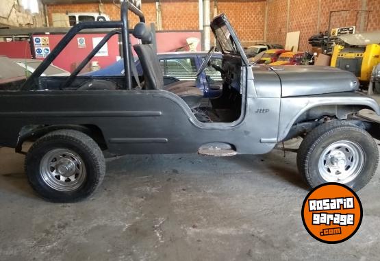 Camionetas - IKA Jeep 1981 Nafta 100000Km - En Venta