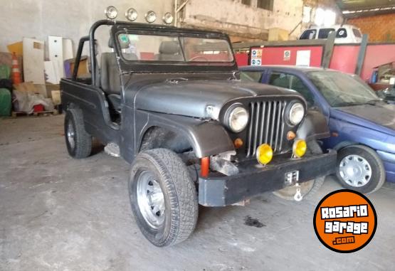 Camionetas - IKA Jeep 1981 Nafta 100000Km - En Venta