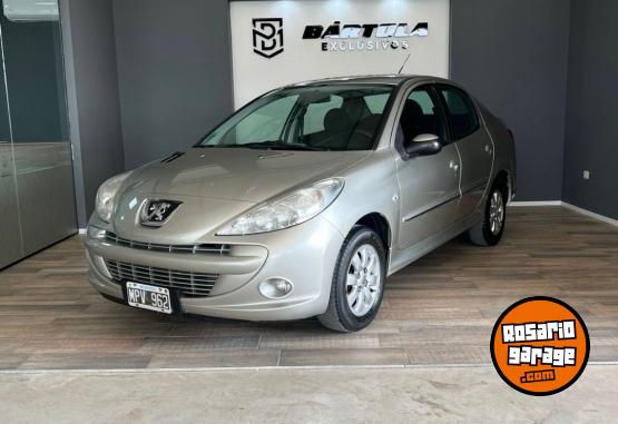 Autos - Peugeot 207 allure 2013 Nafta 70000Km - En Venta