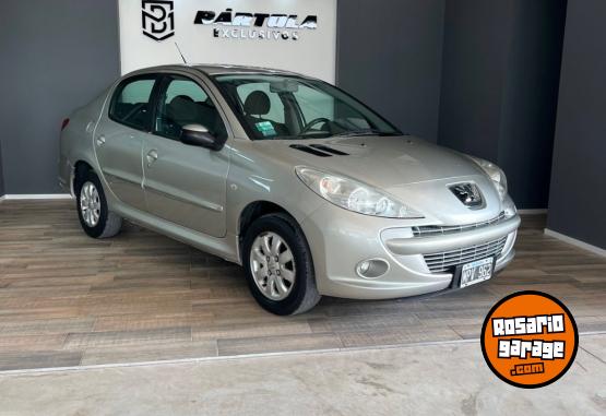 Autos - Peugeot 207 allure 2013 Nafta 70000Km - En Venta