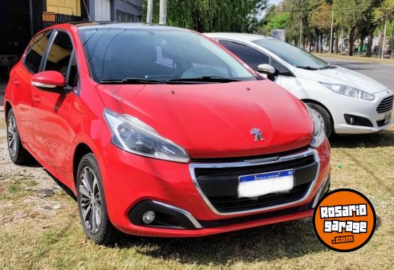 Autos - Peugeot 208 ALLURE NAV. 2017 Nafta 108110Km - En Venta