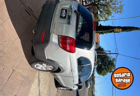 Camionetas - Chevrolet Captiva LS 2016 GNC 200000Km - En Venta