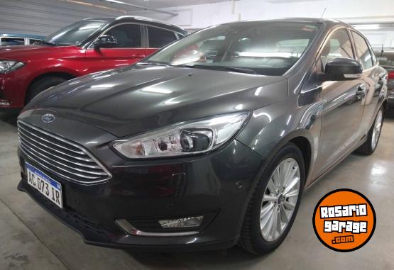 Autos - Ford Focus 4P 2.0L N AT Titani 2017 Nafta 37000Km - En Venta