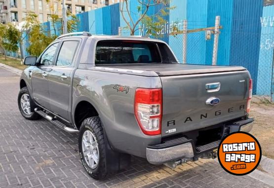 Camionetas - Ford RANGER LIMITED AT 4X4 3.2 2014 Diesel 200000Km - En Venta