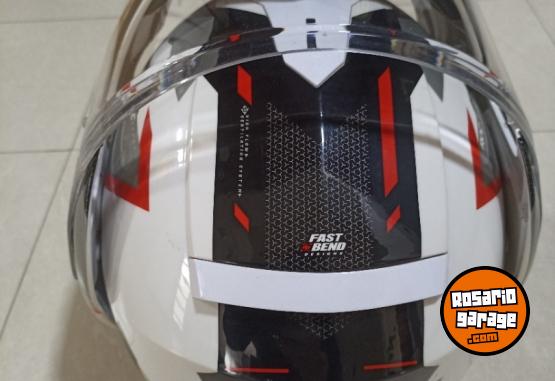 Accesorios para Motos - Casco Axxis rebatible - En Venta