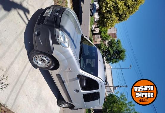 Utilitarios - Renault Kangoo 2014 GNC 315000Km - En Venta