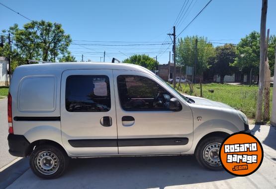 Utilitarios - Renault Kangoo 2014 GNC 315000Km - En Venta