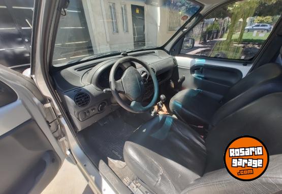 Utilitarios - Renault Kangoo 2014 GNC 315000Km - En Venta