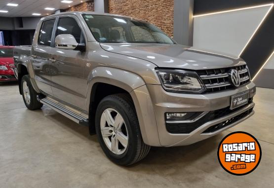 Camionetas - Volkswagen AMAROK HIGHLINE 2.0L 4X4 2017 Diesel 133000Km - En Venta