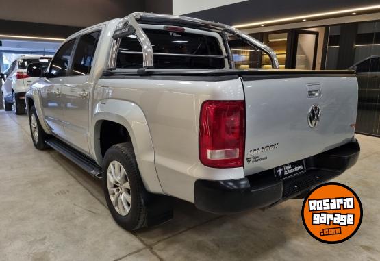 Camionetas - Volkswagen AMAROK DC COMFORTLINE 2.0 2017 Diesel 98000Km - En Venta