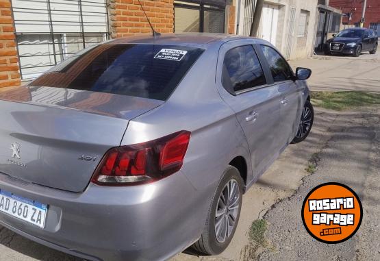 Autos - Peugeot 301 2019 Nafta 115000Km - En Venta