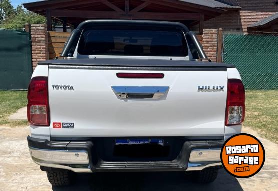 Camionetas - Toyota Hilux 2023 Diesel 50000Km - En Venta