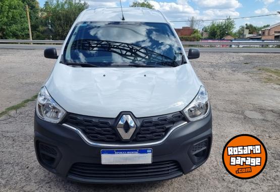 Utilitarios - Renault Kangoo 2021 Nafta 18573Km - En Venta