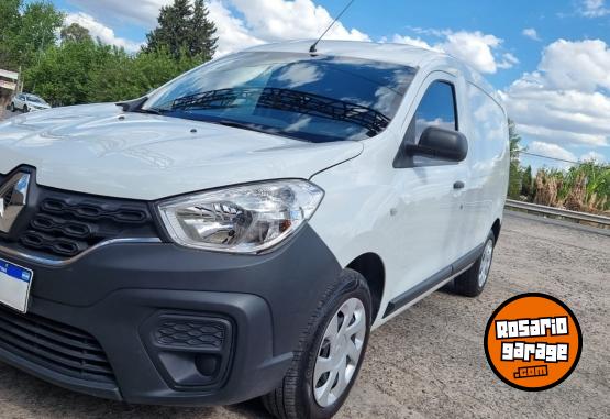 Utilitarios - Renault Kangoo 2021 Nafta 18573Km - En Venta