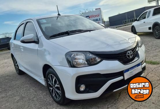 Autos - Toyota Etios 2021 Nafta 58475Km - En Venta