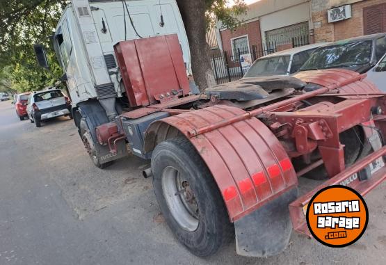 Camiones y Gras - Iveco Eurocargo tractor 166e 23  caja 10 marchas - En Venta