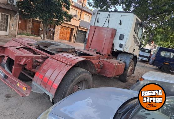 Camiones y Gras - Iveco Eurocargo tractor 166e 23  caja 10 marchas - En Venta