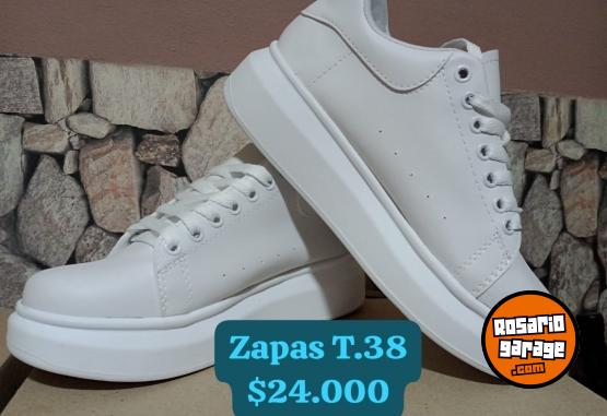 Indumentaria - Zapas nuevas - En Venta