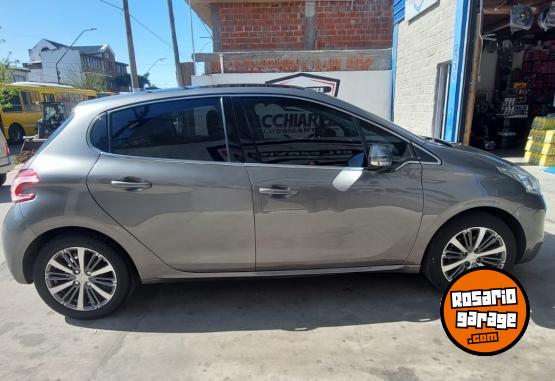 Autos - Peugeot 208 FELINE PACK CUIR 2014 Nafta 125000Km - En Venta