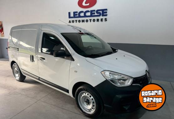 Utilitarios - Renault Kangoo 2020 Nafta 102000Km - En Venta