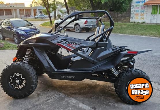 Cuatris y UTVs - CF Zforce 1000 2022  1400Km - En Venta