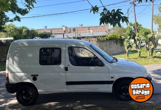 Utilitarios - Peugeot Partner 1999 Diesel 220Km - En Venta