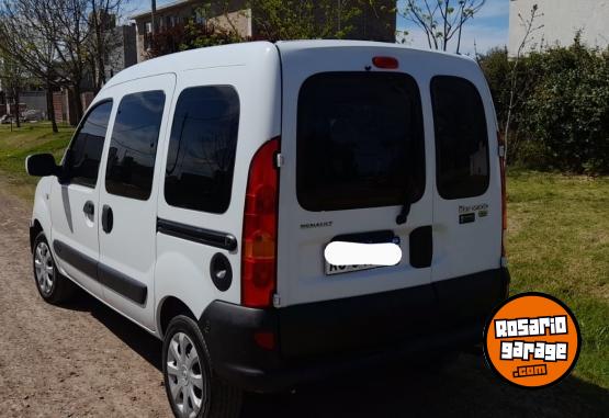 Utilitarios - Renault Kangoo 2018 GNC 147000Km - En Venta