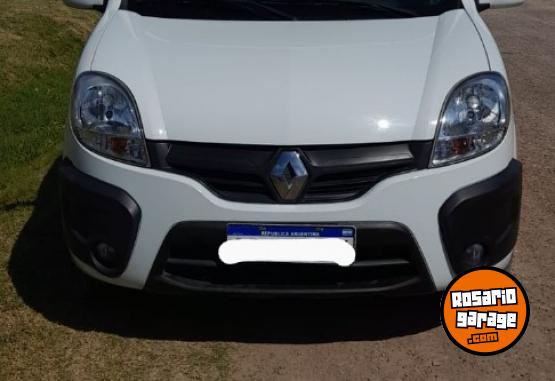 Utilitarios - Renault Kangoo 2018 GNC 147000Km - En Venta