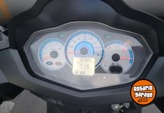 Motos - SYM Citycom 300i 2022 Nafta 6200Km - En Venta