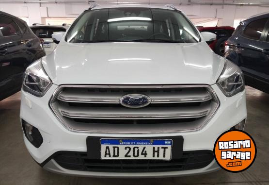 Camionetas - Ford Kuga Titanium 2.0T 6AT 2018 Nafta 88000Km - En Venta